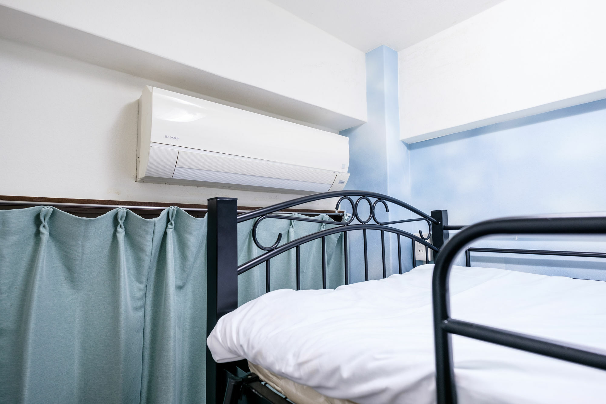 Yokohama Hostel Village Hayashi-Kaikan Экстерьер фото